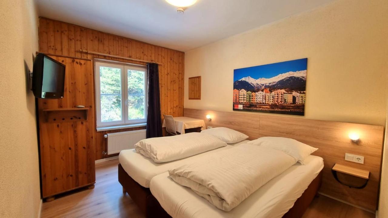 Gasthof Rose Gries am Brenner Bagian luar foto